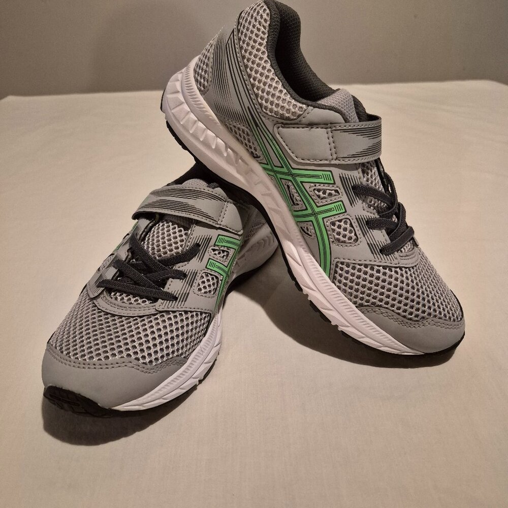 Asics Contend 5 GS Kids Grey & Neon Green Athletic Sneakers Size 3